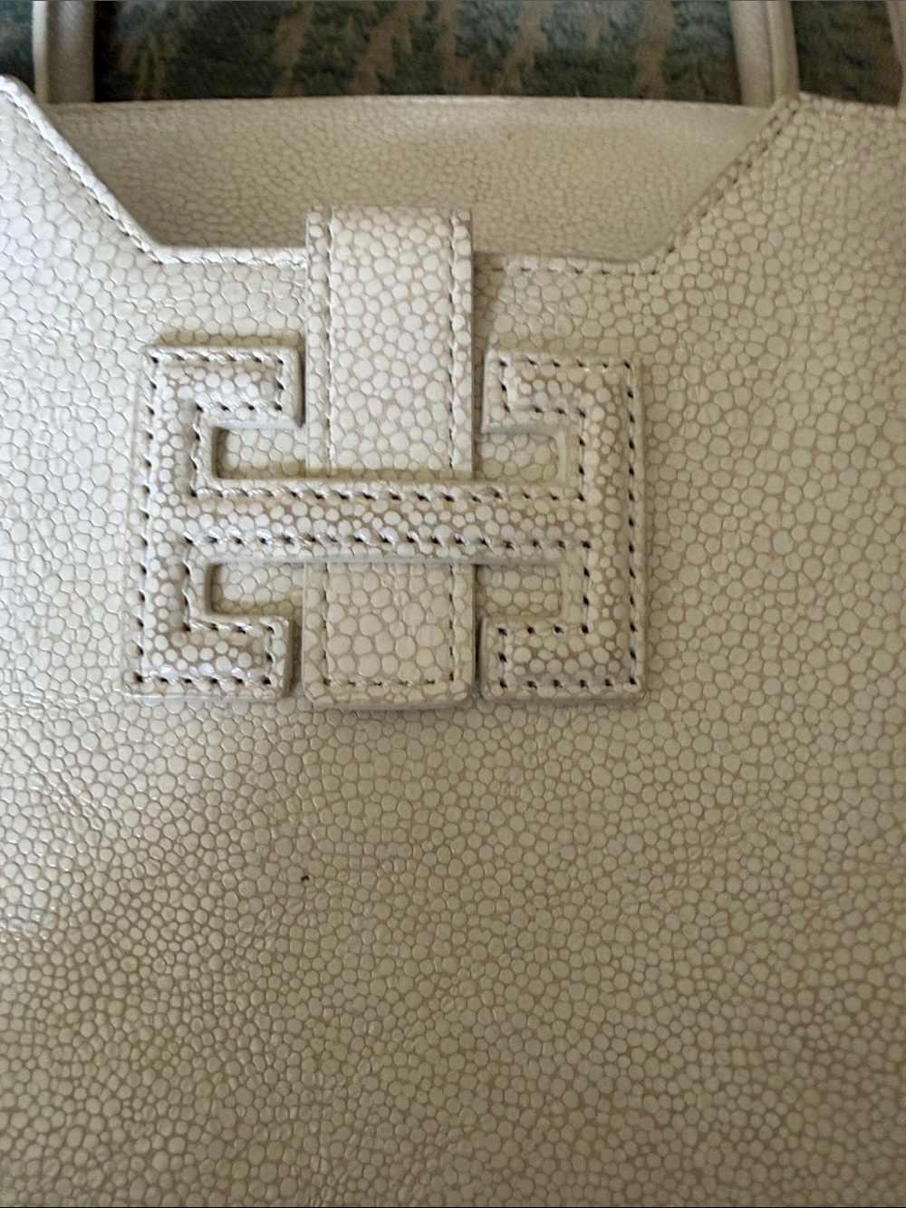 Elaine Turner Ivory Pebbled Leather Tote with Detachable Strap - Picture 4 of 7